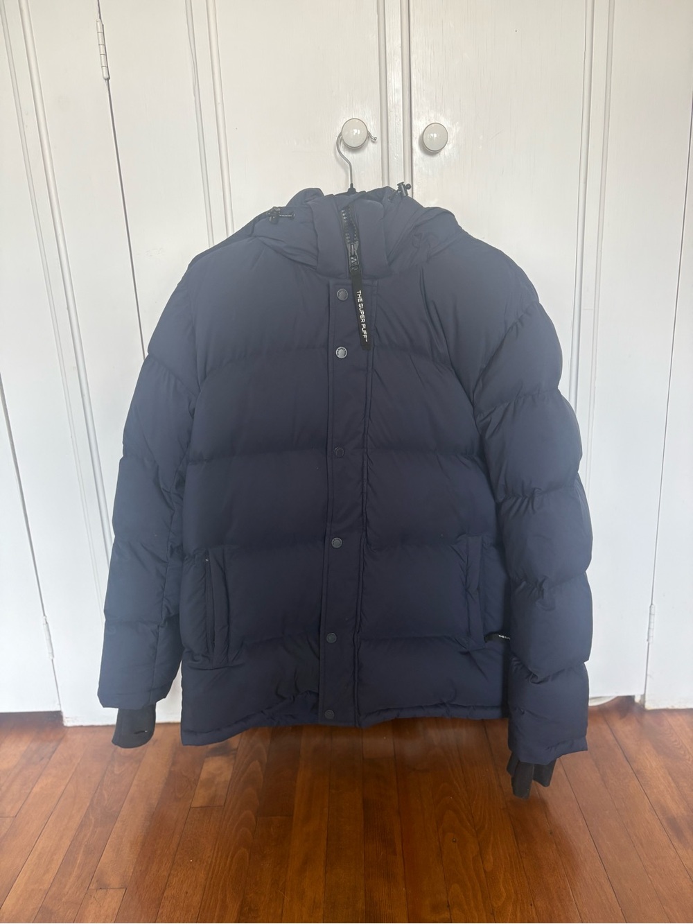 Aritzia Women's Navy  super puff